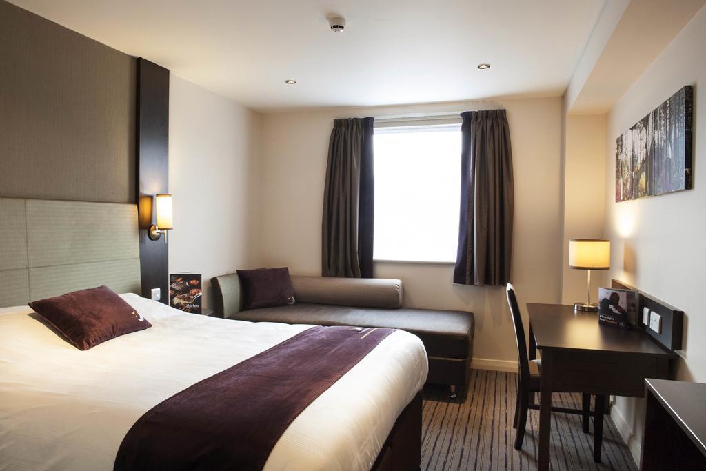 Premier Inn Norwich City Centre - Duke Street ภายนอก รูปภาพ